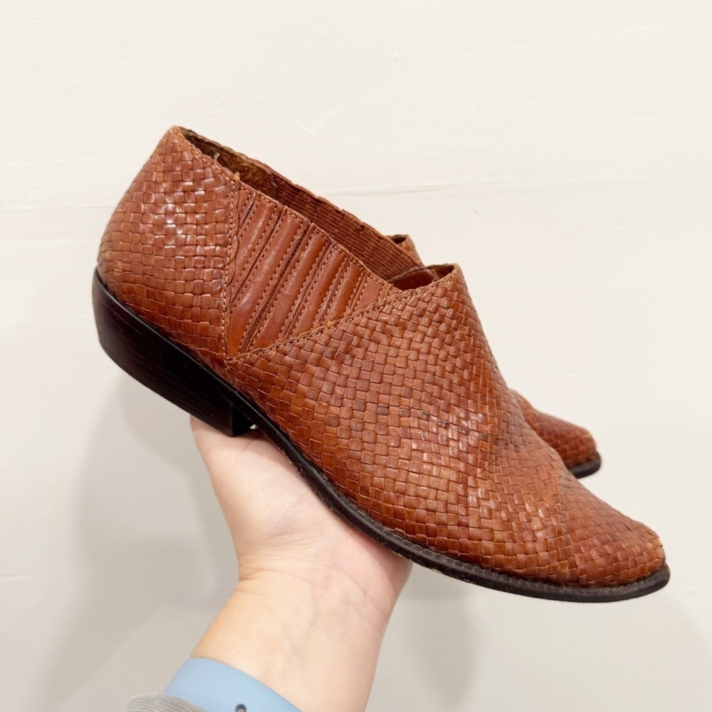Cole Haan Leather Woven Ankle Bootie Boot Pointed-Toe Brown Size 9.5